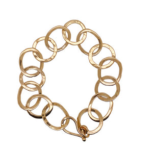 Circle of life bracelet in 14 kt gold.