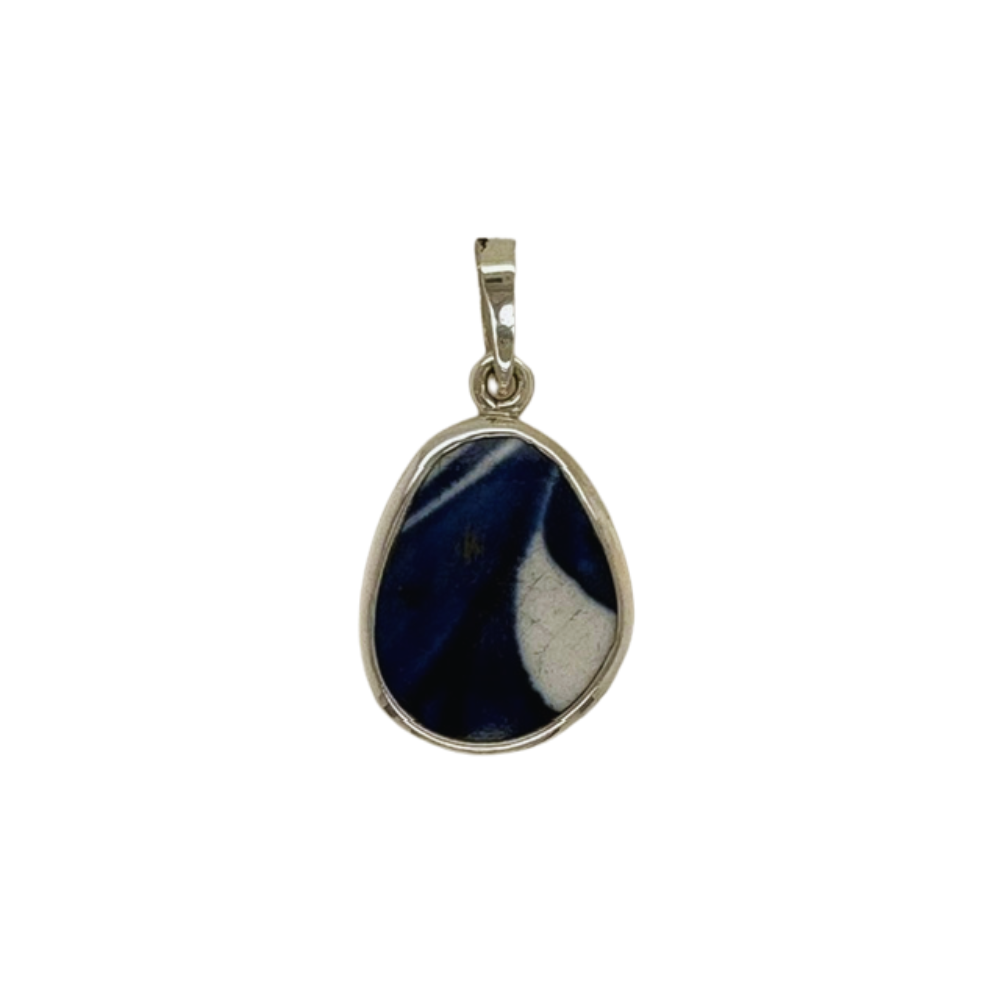 Silver blue Chaney pendant.