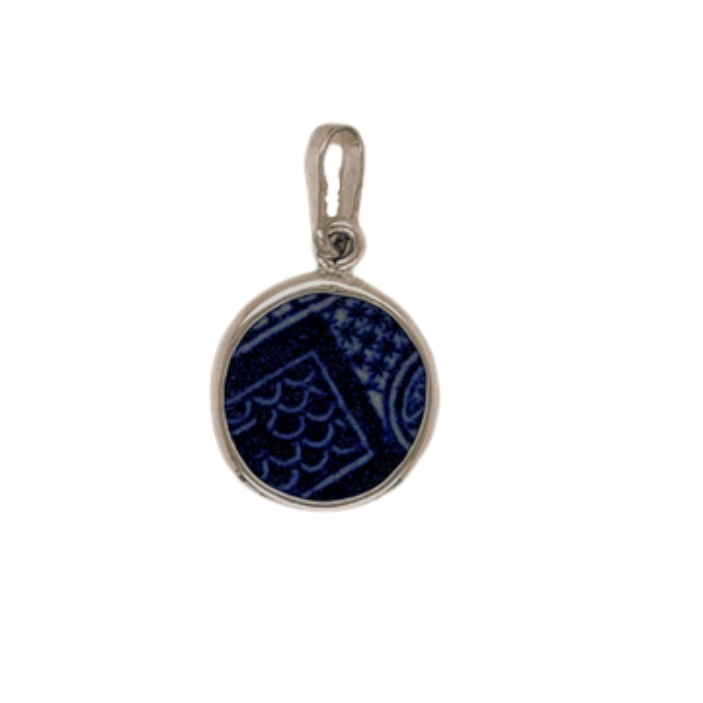 Sterling silver blue Chaney pendant.