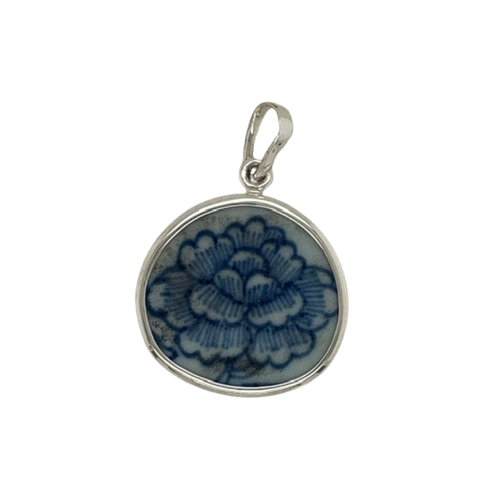 Layered Chaney Pendant