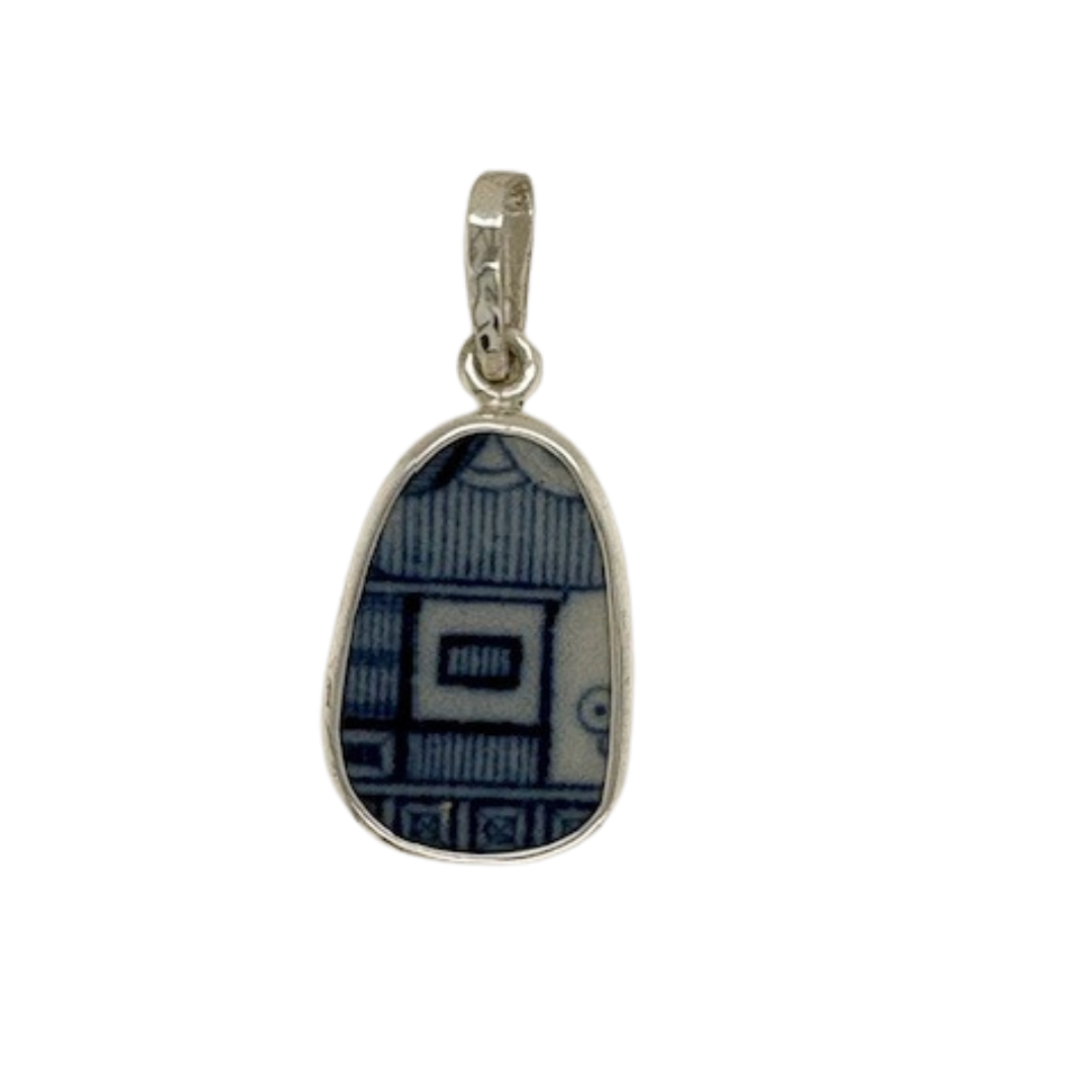 Sterling silver blue Chaney pendant.