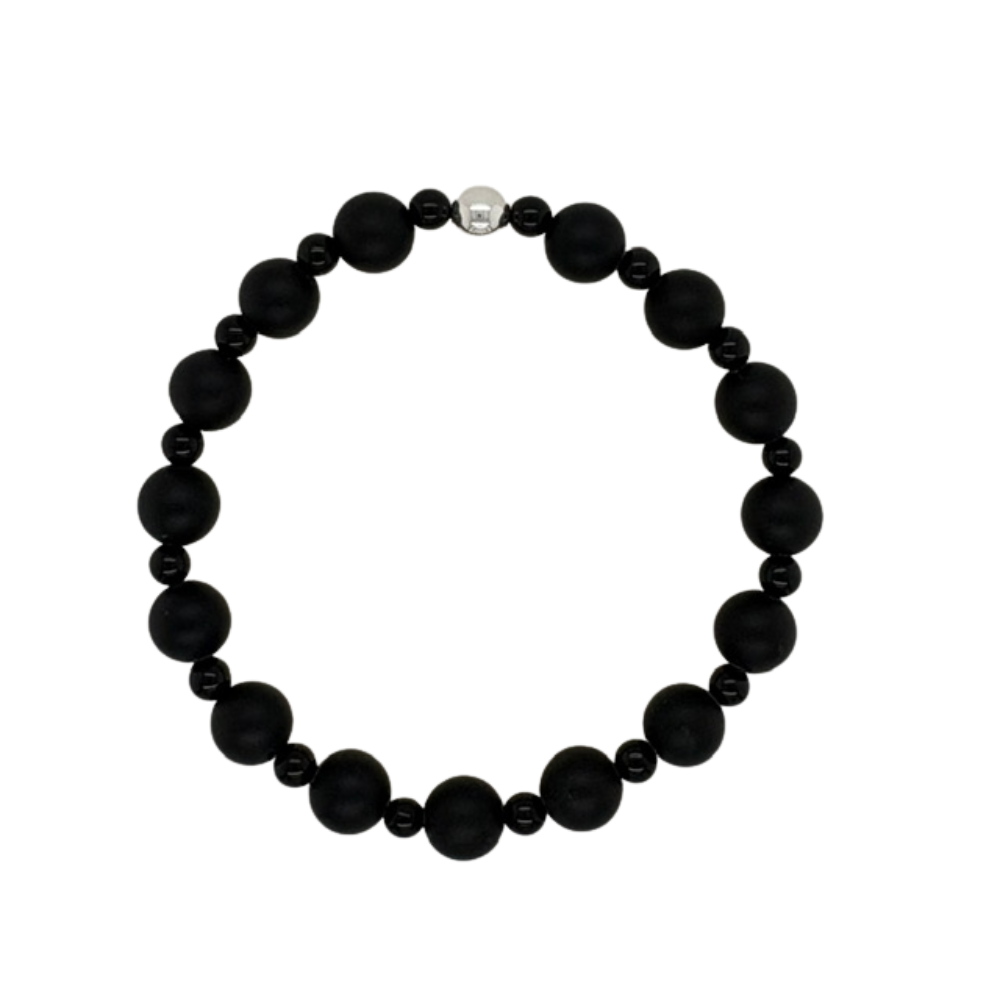 Large &amp; Small Onyx hand beaded bracelet with silver bead.