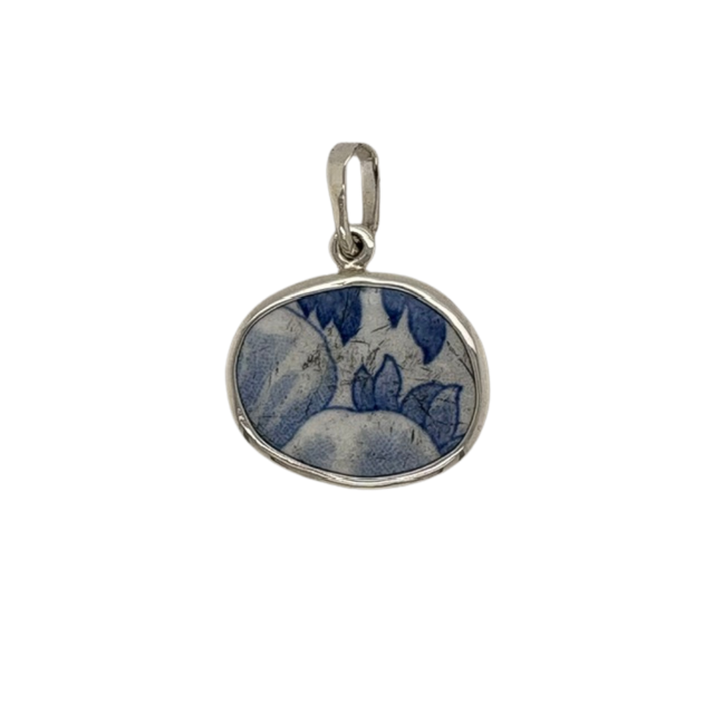 Silver blue Chaney pendant.