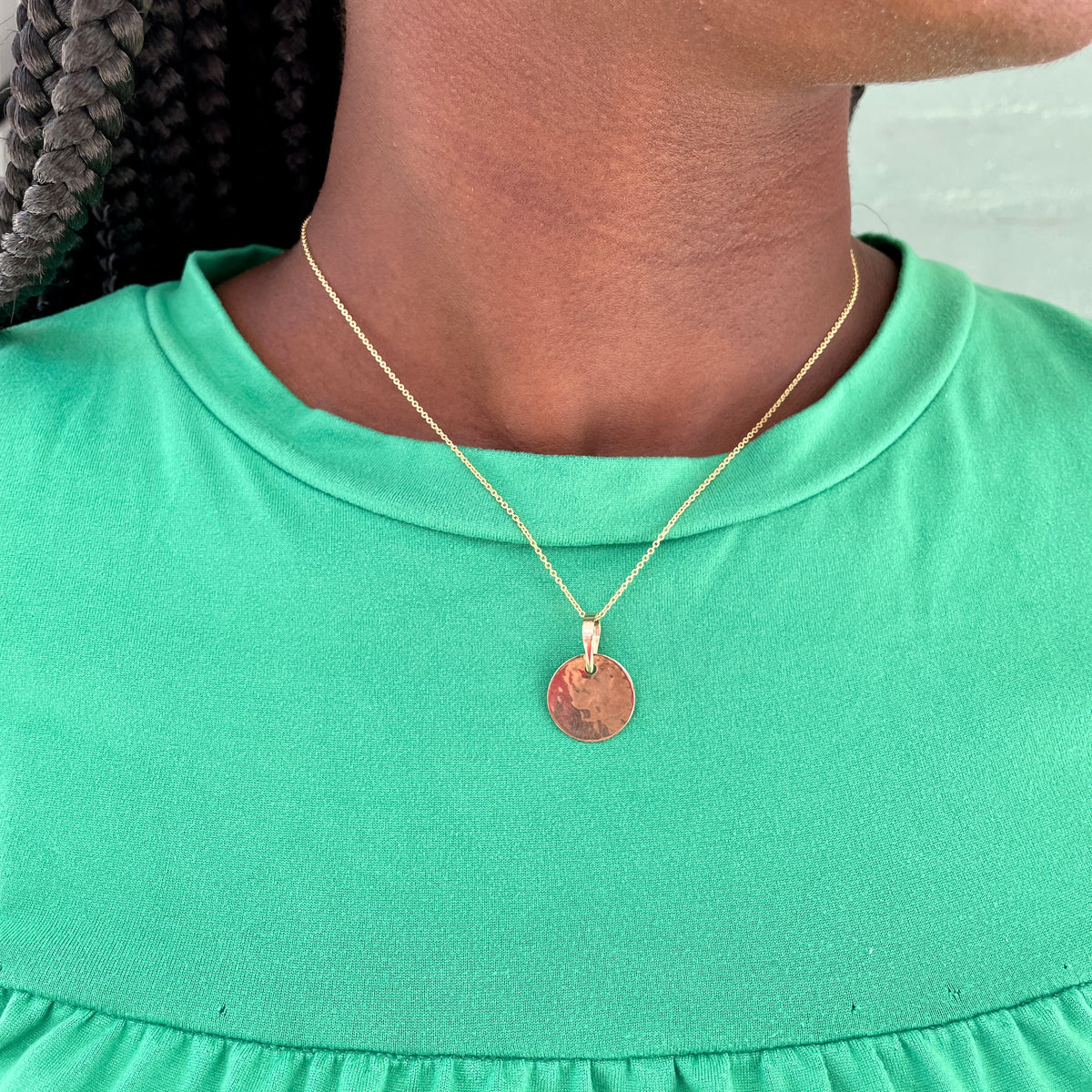 16&quot;-18&quot; Adjustable 14K yellow Chain 1.4mm with 14k 5/8&quot; Disc Pendant.