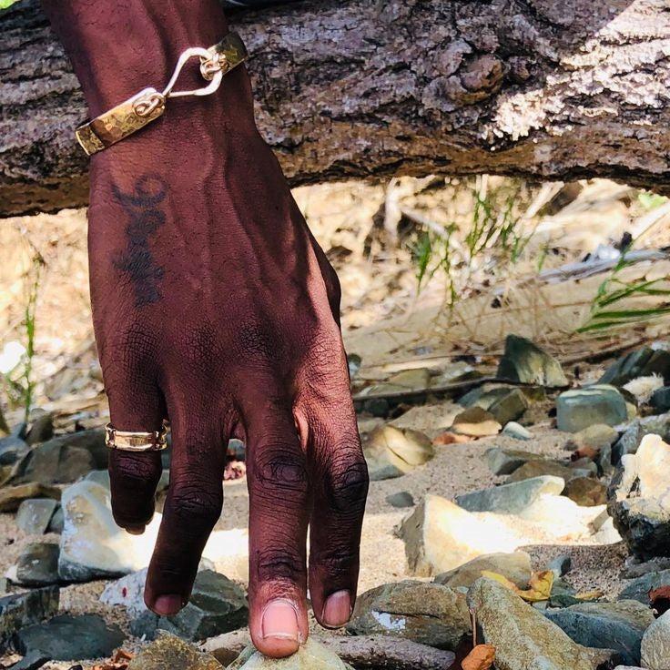 Lifestyle Drum Ring on Pinkie