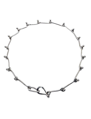Ball link necklace in sterling silver.