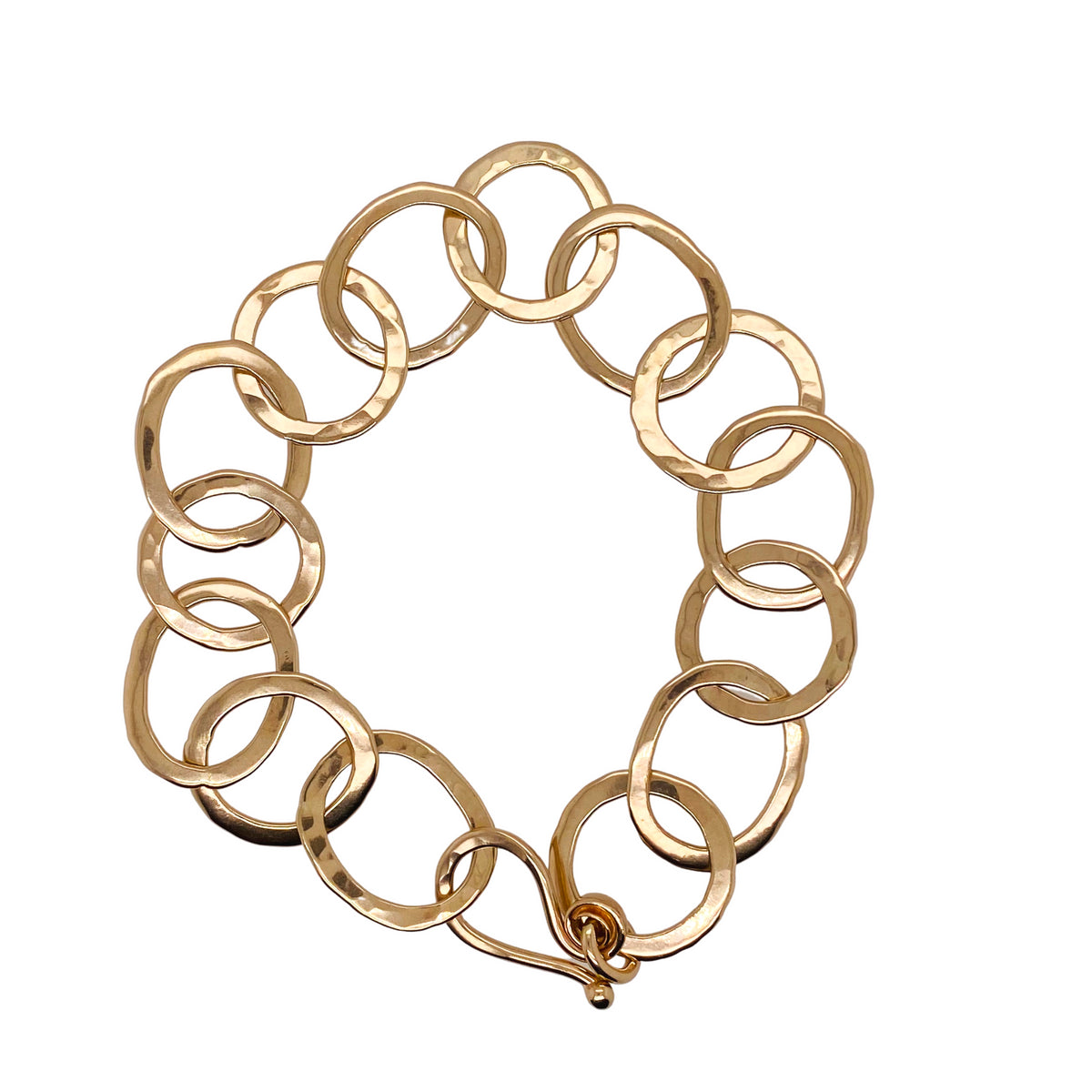 Circle of life bracelet in 14 kt gold.